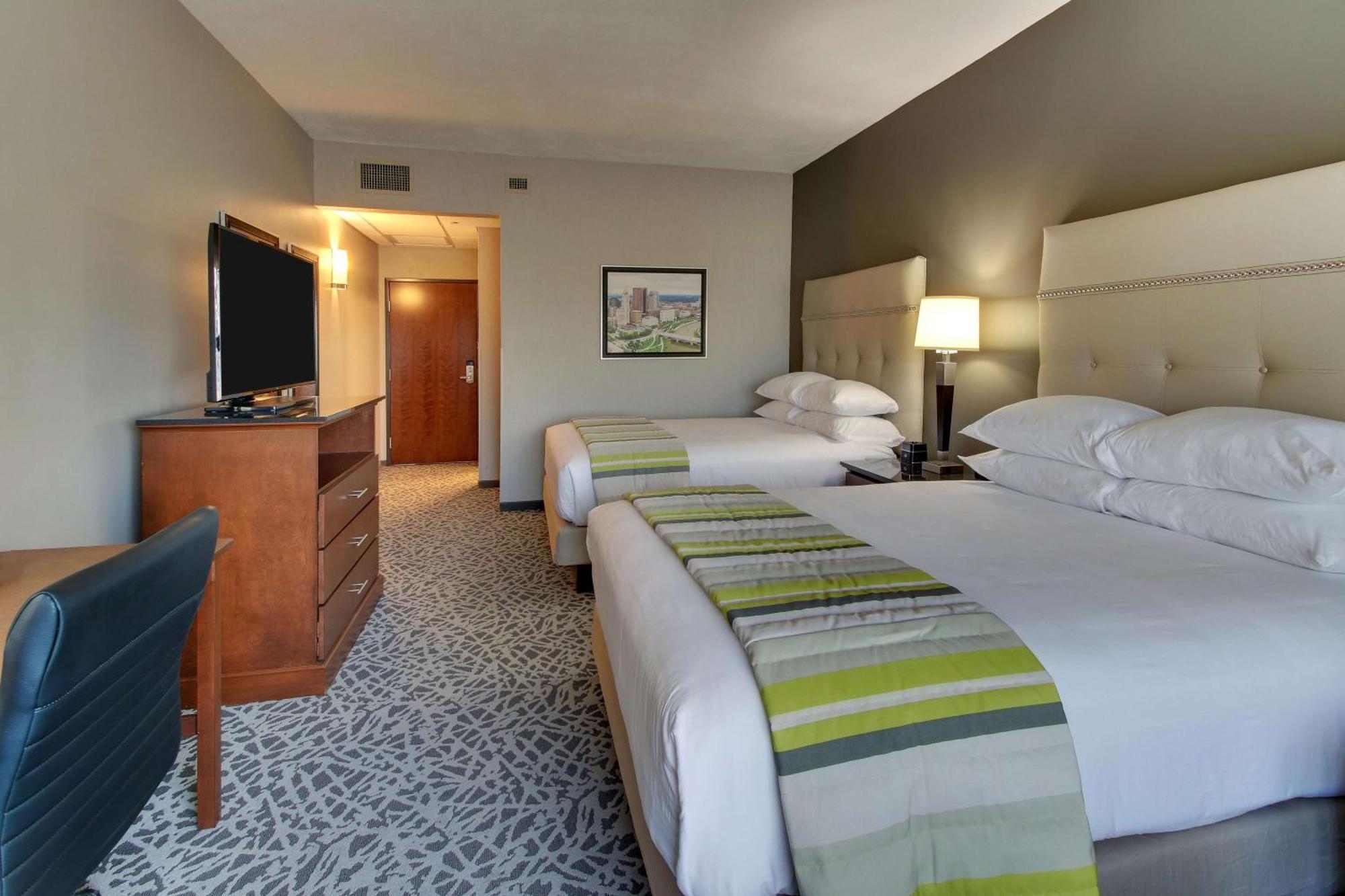 Drury Inn & Suites Cleveland Beachwood Esterno foto
