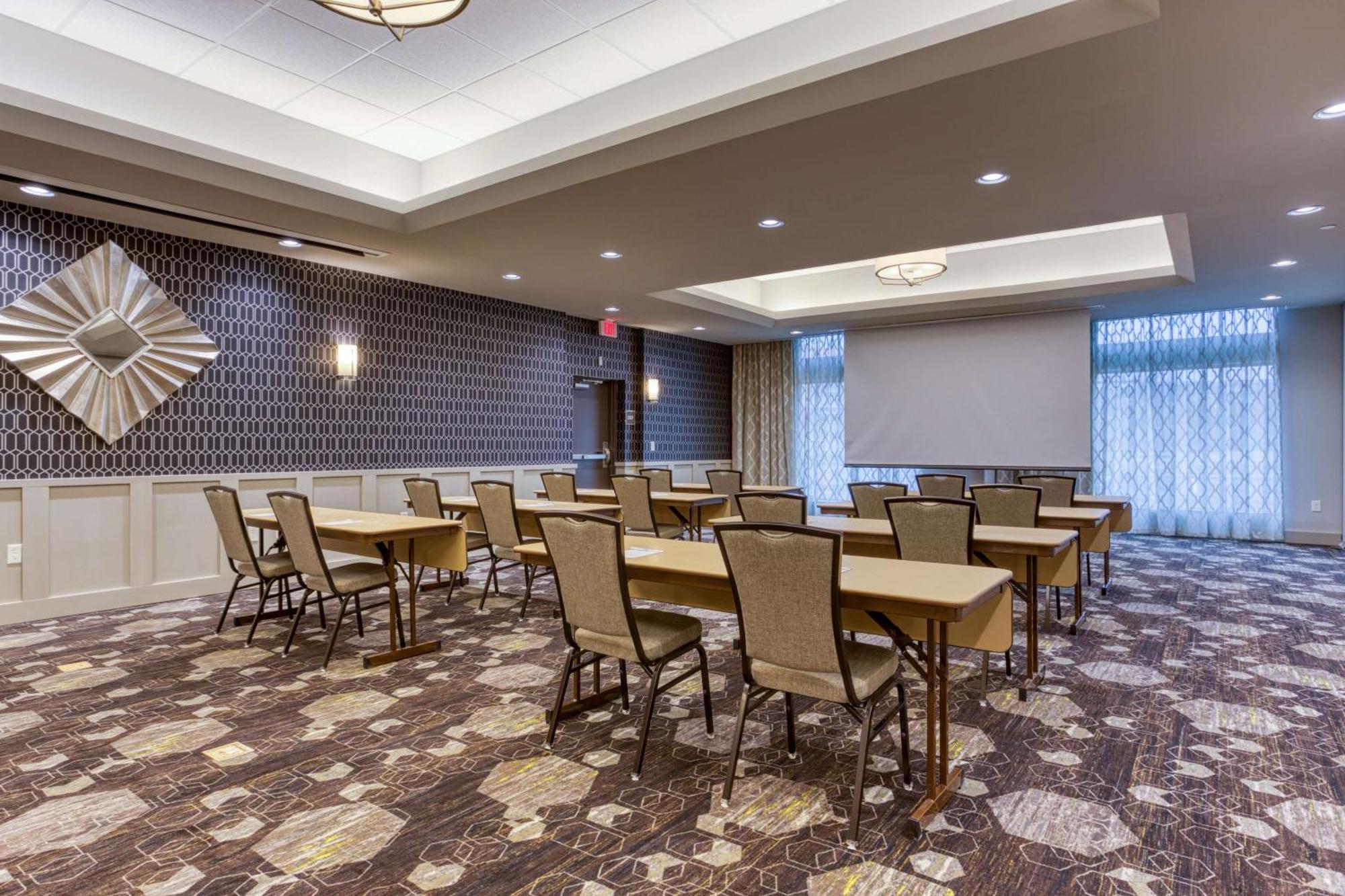 Drury Inn & Suites Cleveland Beachwood Esterno foto