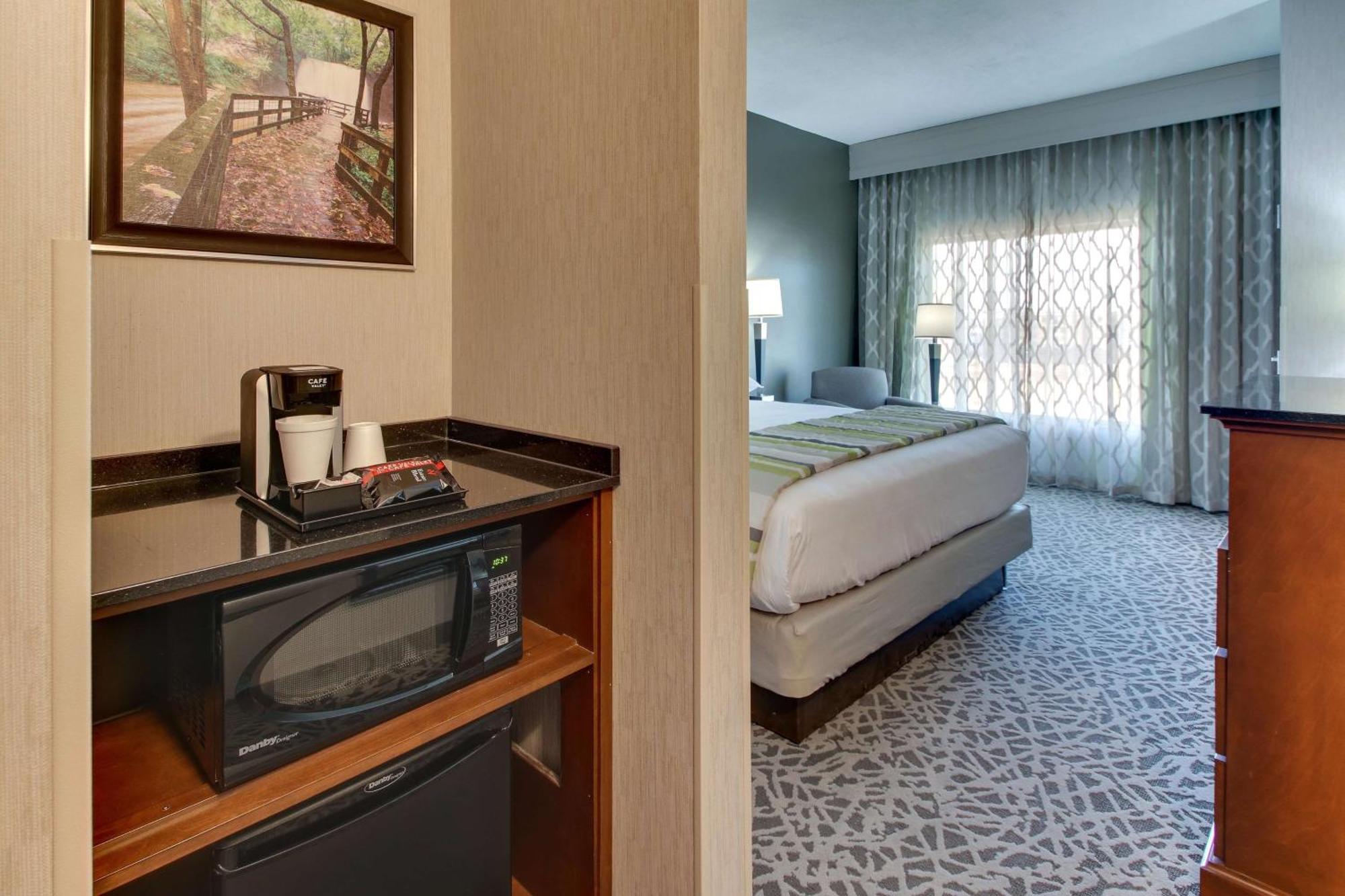 Drury Inn & Suites Cleveland Beachwood Esterno foto