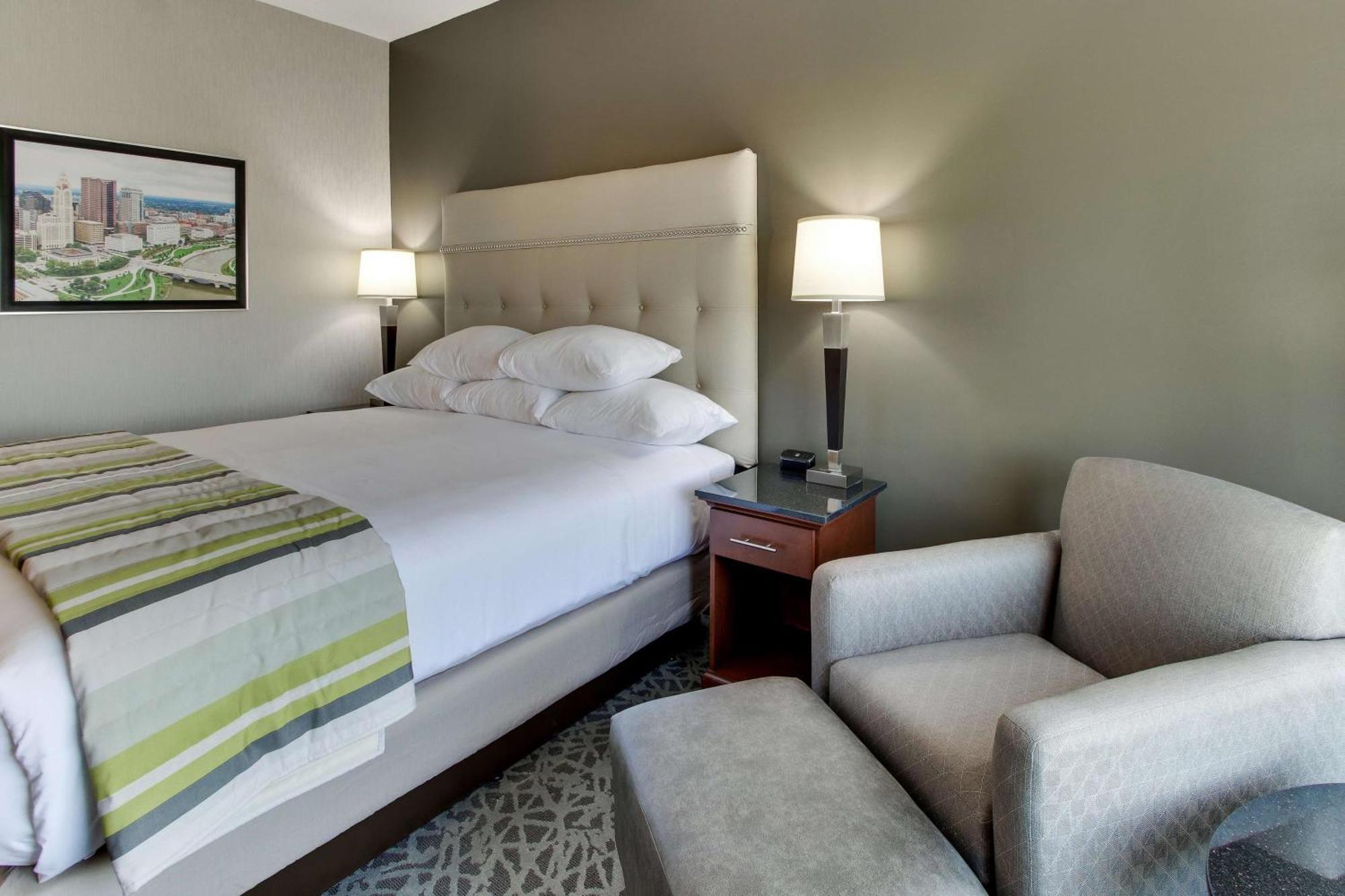 Drury Inn & Suites Cleveland Beachwood Esterno foto
