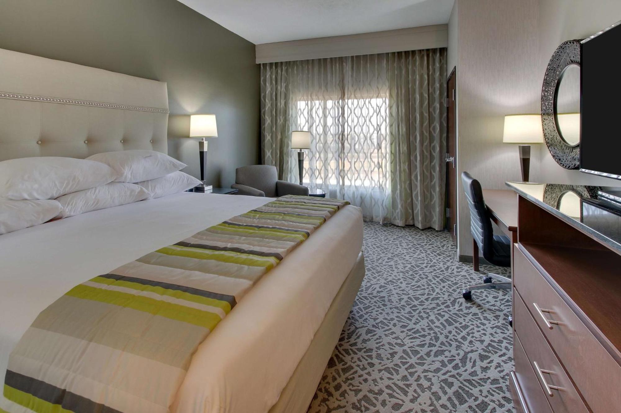 Drury Inn & Suites Cleveland Beachwood Esterno foto