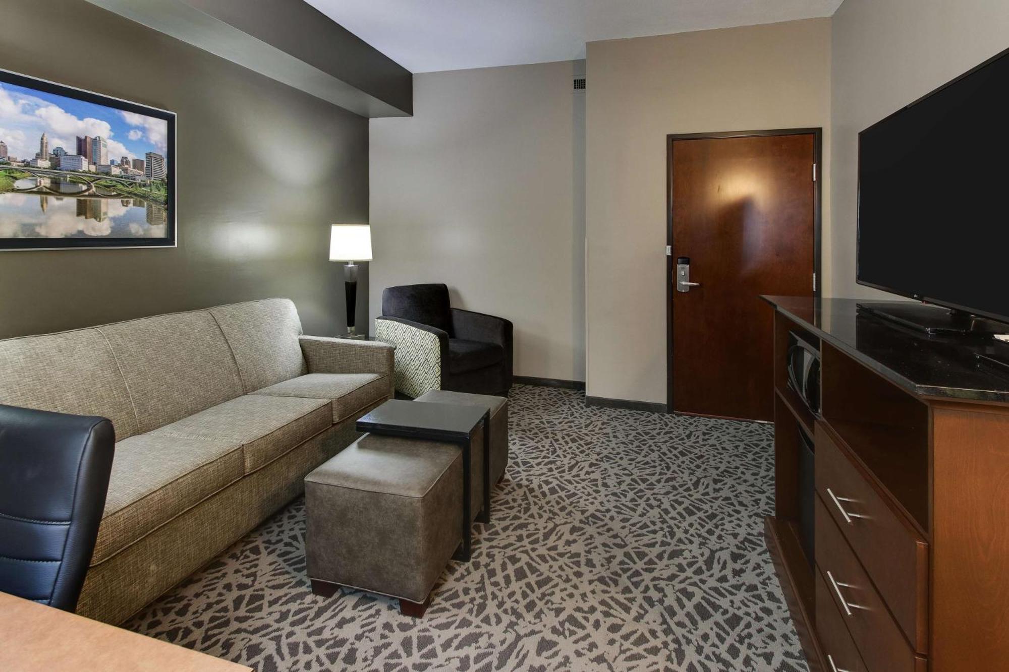 Drury Inn & Suites Cleveland Beachwood Esterno foto